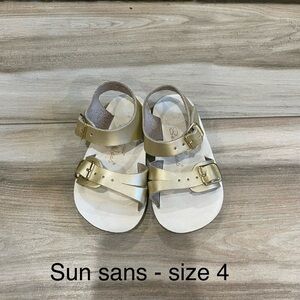 Gold Sun Sans toddler Sandals